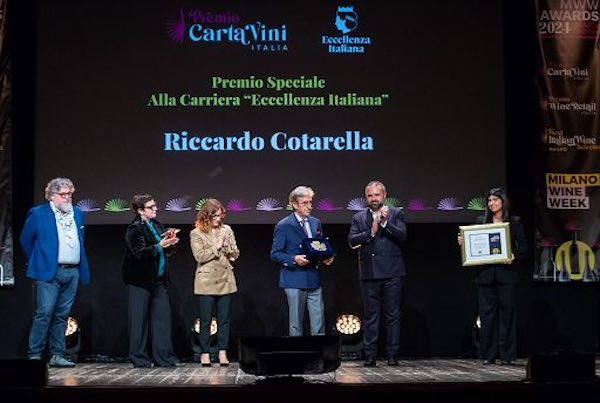 Milano Wine Week Awards, all'enologo Riccardo Cotarella l'Oscar del Vino 