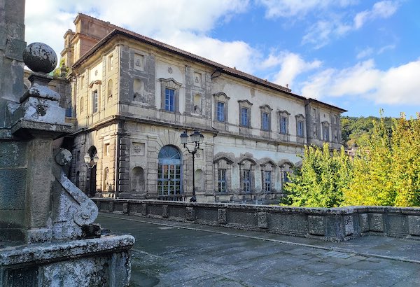 Illustrato il progetto di restauro di Palazzo Chigi Albani