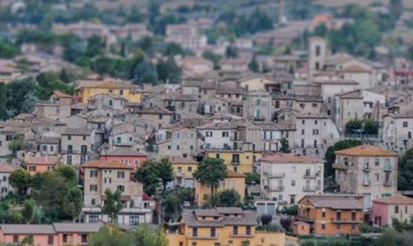 "Vivere nei nostri borghi è un'opportunità affascinante per qualità della vita e benessere sociale"