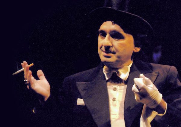 Antonello Avallone porta in scena al Teatro Boni "Io, Ettore Petrolini"